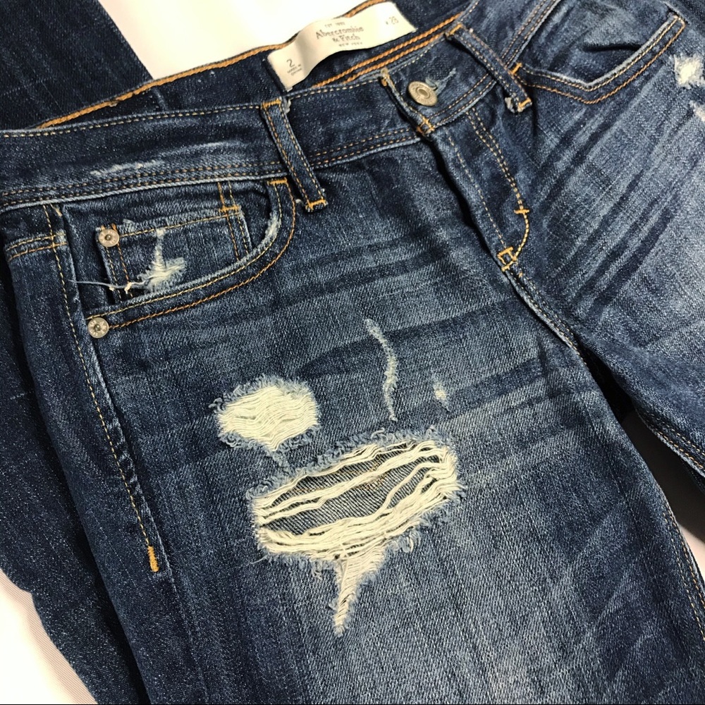 Abercrombie and Fitch Ripped Crop Jeans Size 2 / 26 - Picture 6 of 11